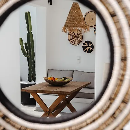 Isola Naxos Semesterbostad Pláka